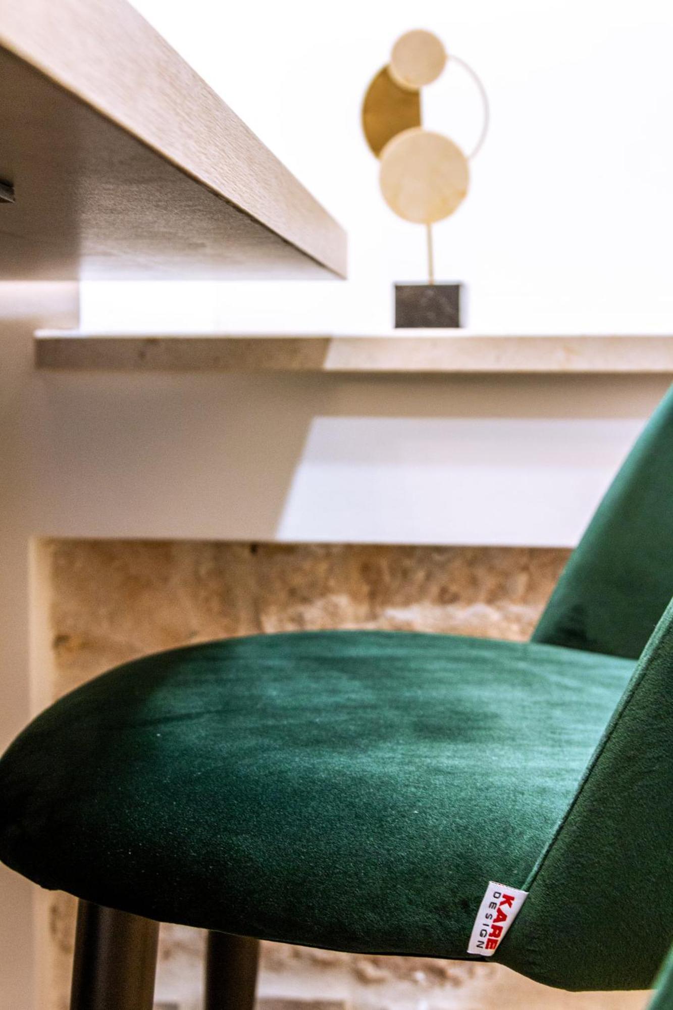 Luxury 2 Bedroom-2 Bathroom Apartment & Studio App With Rooftop Terrace สปลิท ห้อง รูปภาพ