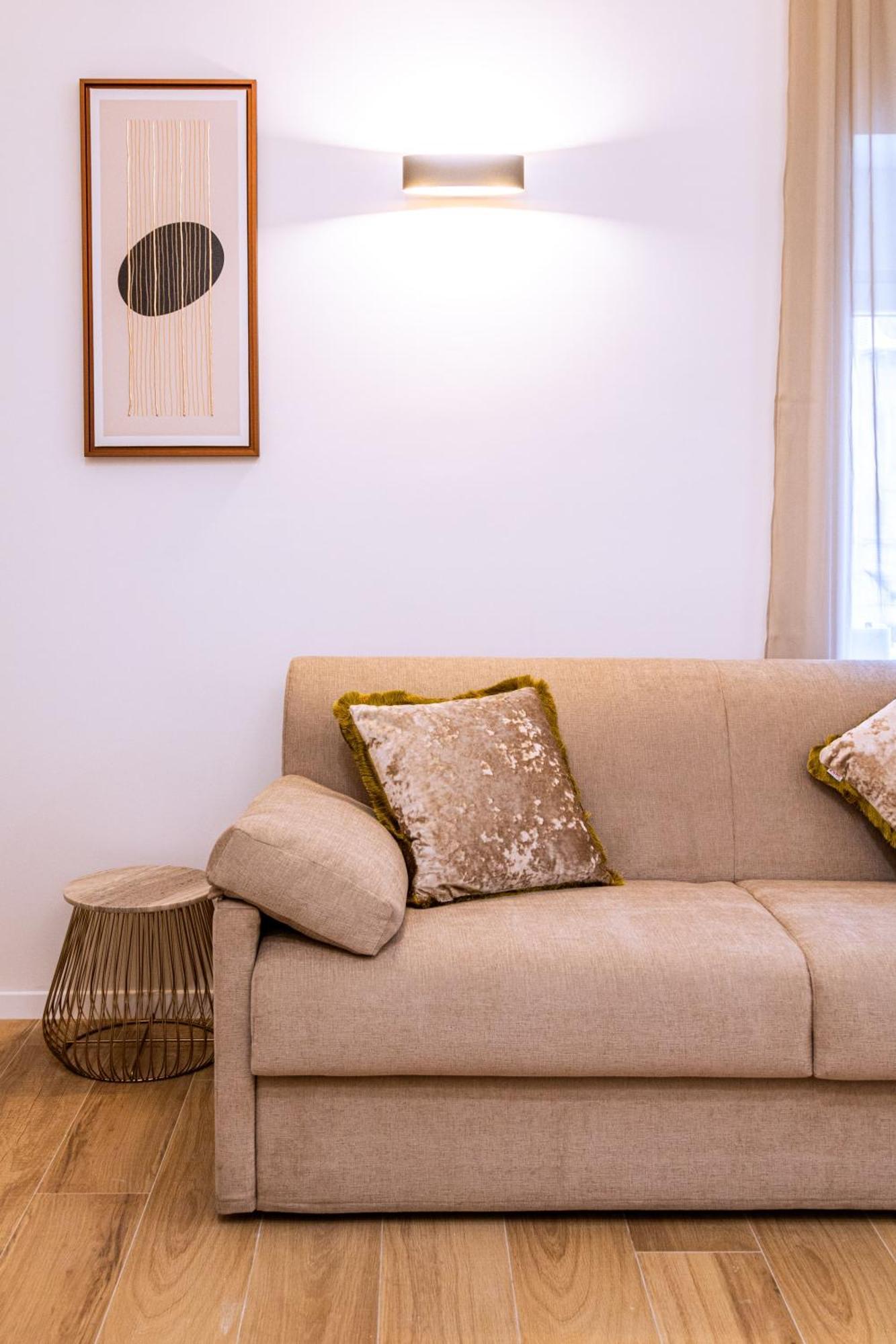 Luxury 2 Bedroom-2 Bathroom Apartment & Studio App With Rooftop Terrace สปลิท ภายนอก รูปภาพ